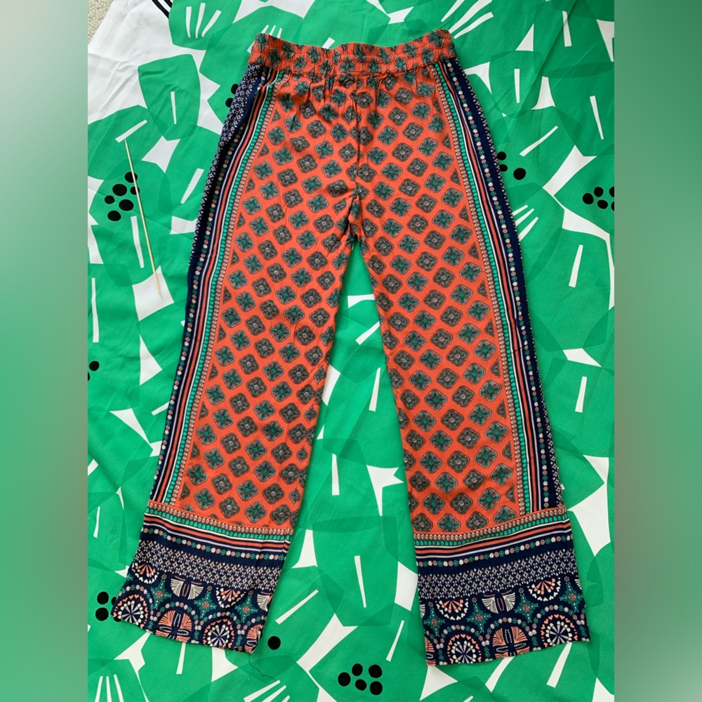 NWOT Lucy & Laurel Multicolor Light & Airy Bohemian Pants with Drawstring Waist - Picture 2 of 7